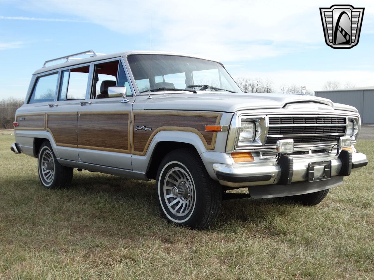 1989 Jeep Grand Wagoneer