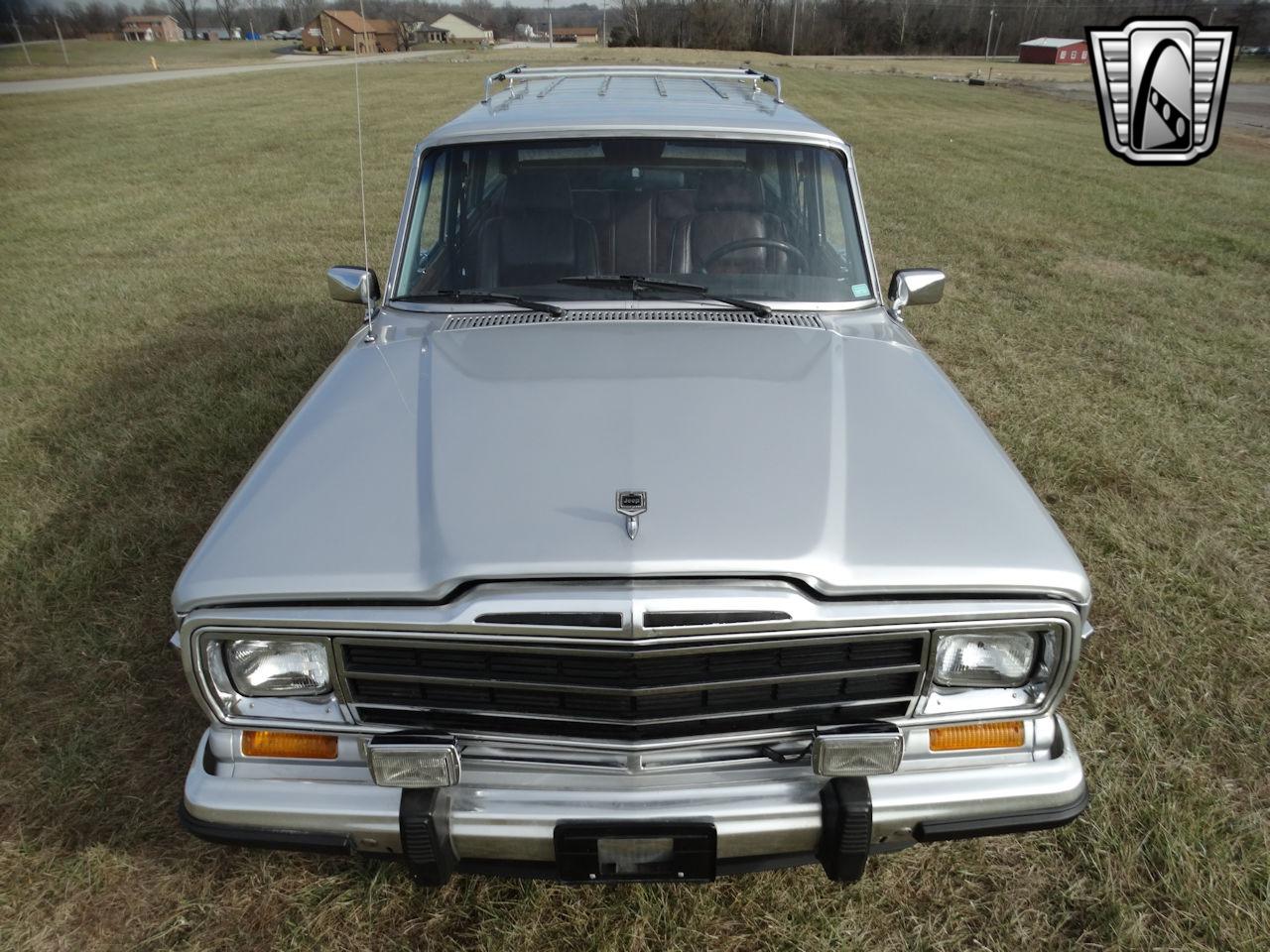 1989 Jeep Grand Wagoneer