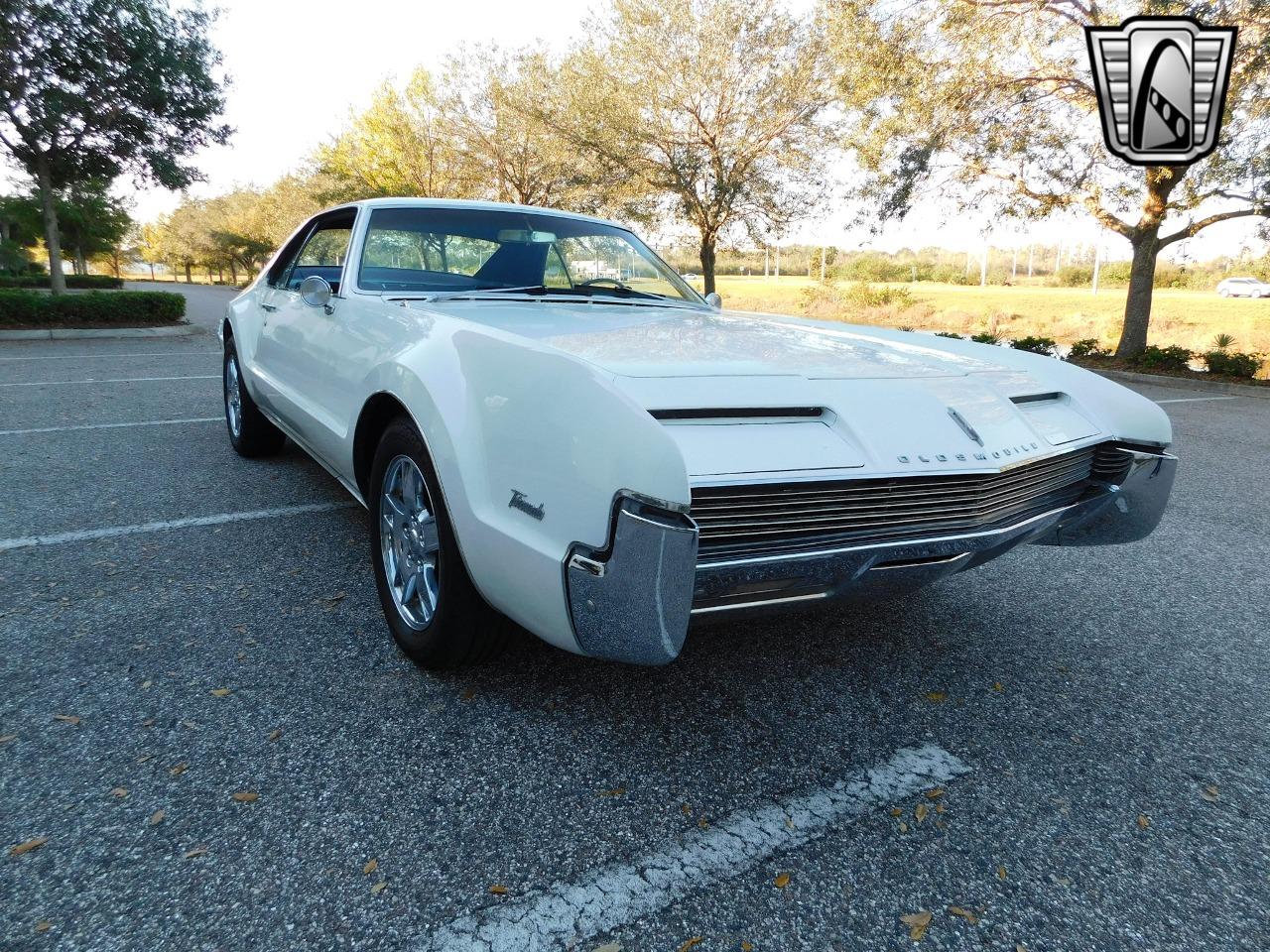 1966 Oldsmobile Toronado