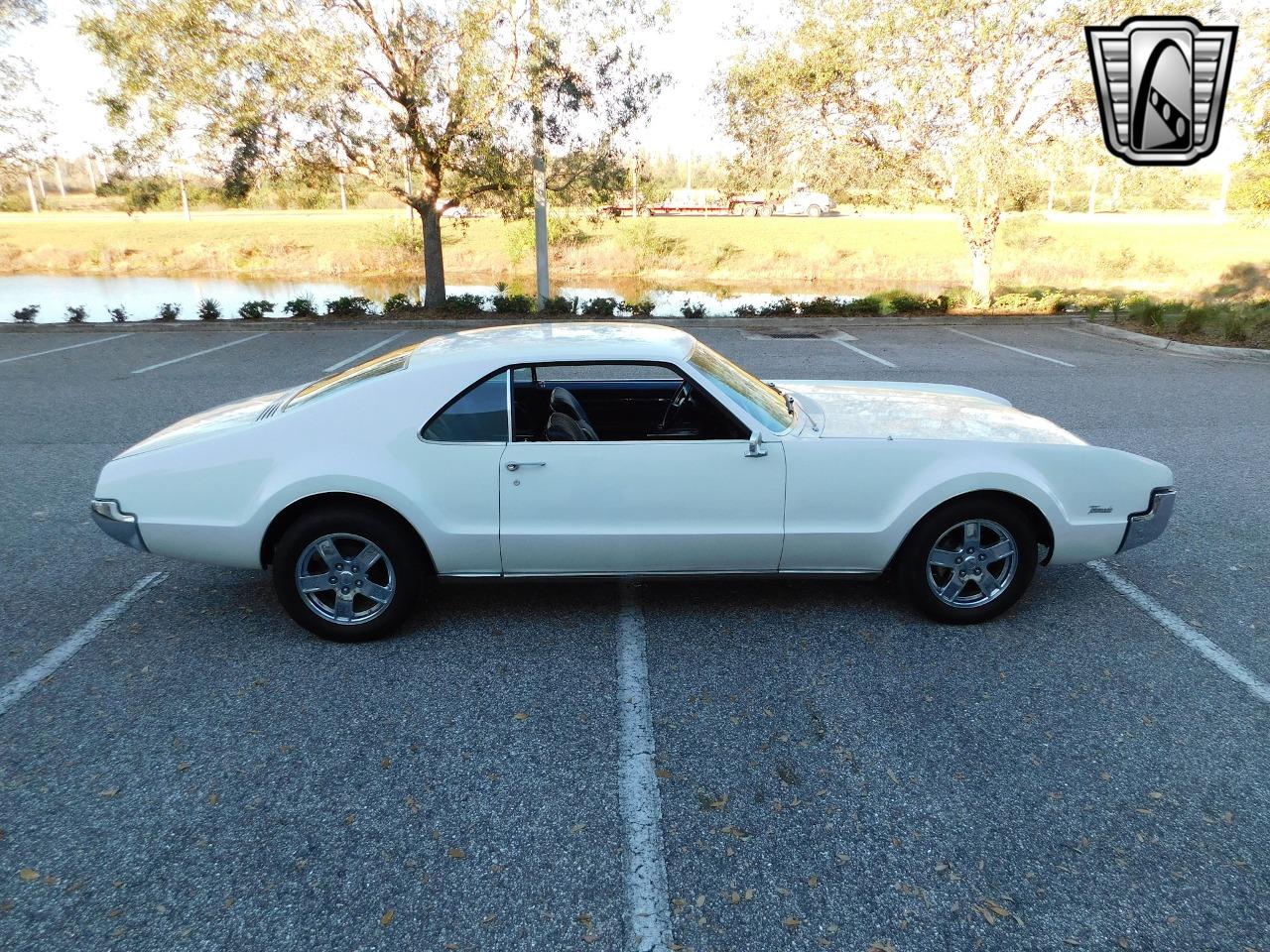 1966 Oldsmobile Toronado