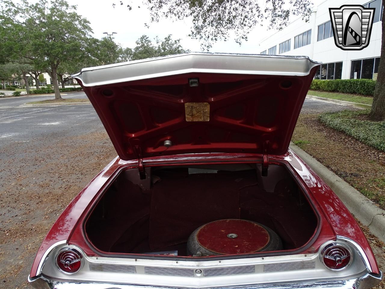 1961 Oldsmobile Starfire