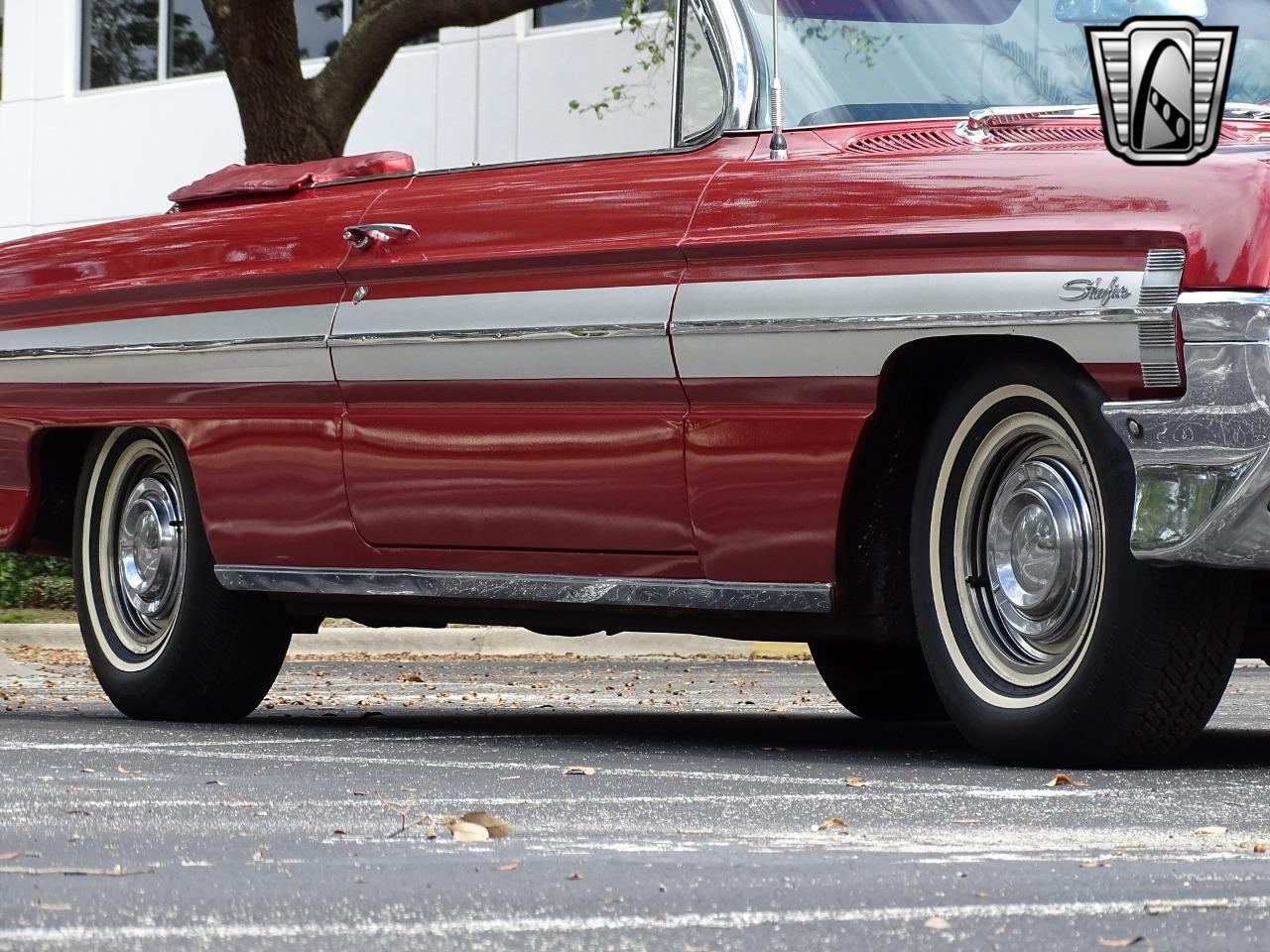 1961 Oldsmobile Starfire