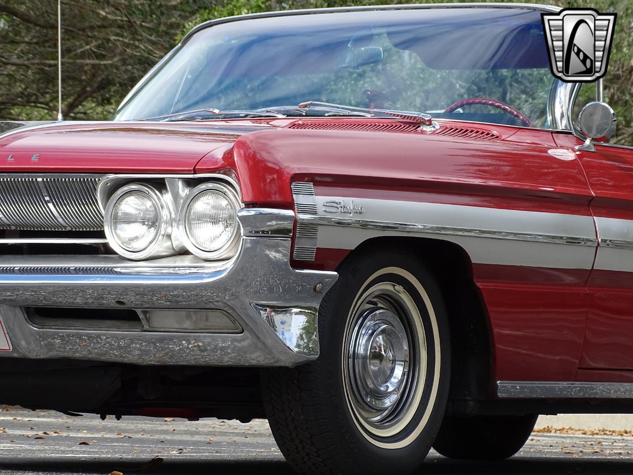 1961 Oldsmobile Starfire