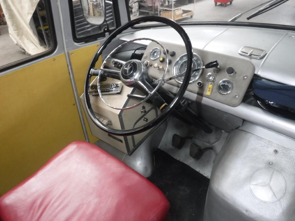 1961 Mercedes - Benz O319 D  BUS