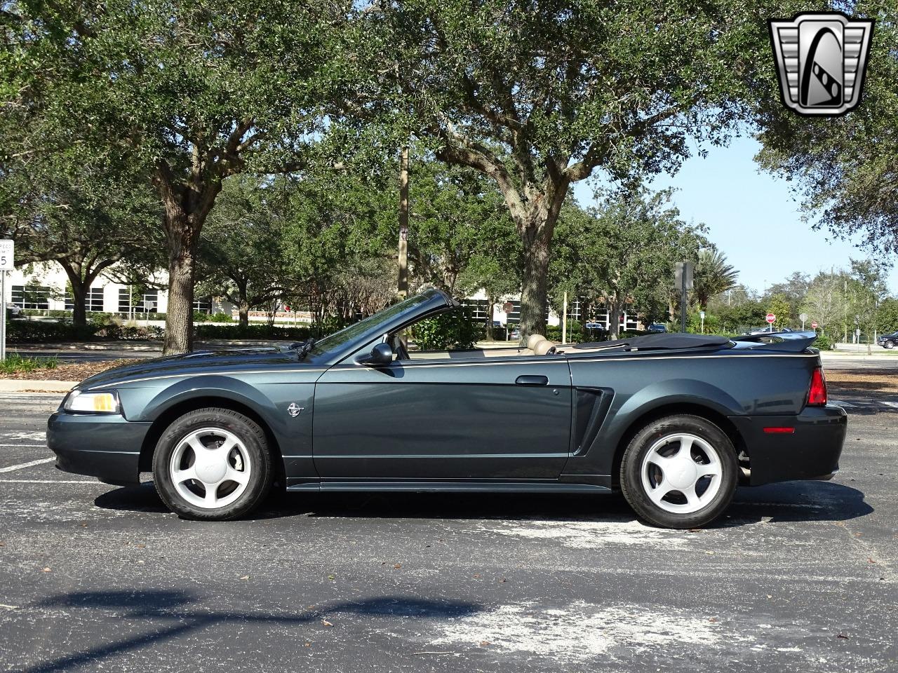 1999 Ford Mustang