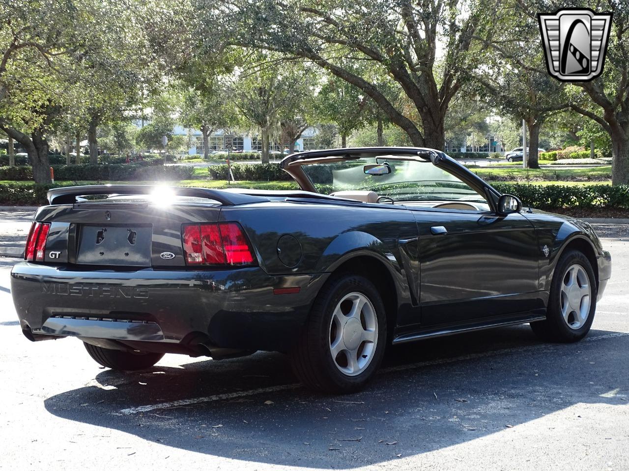 1999 Ford Mustang