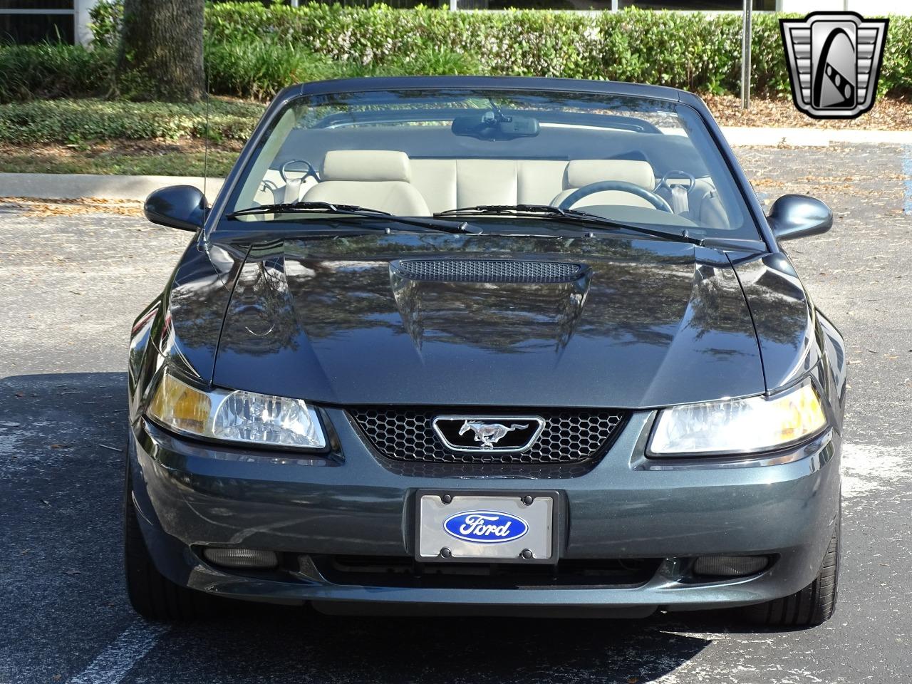 1999 Ford Mustang