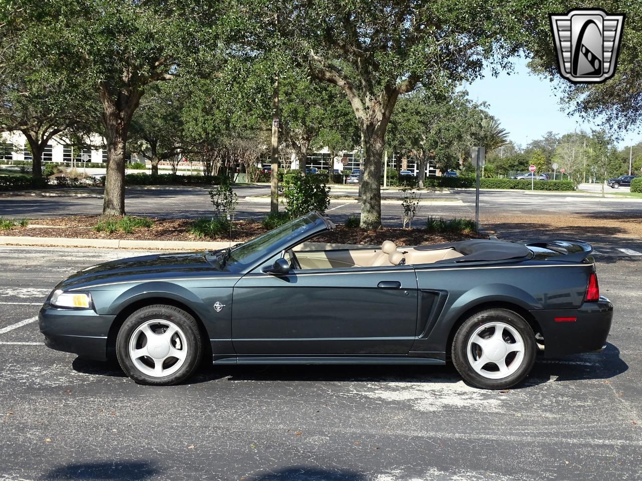 1999 Ford Mustang