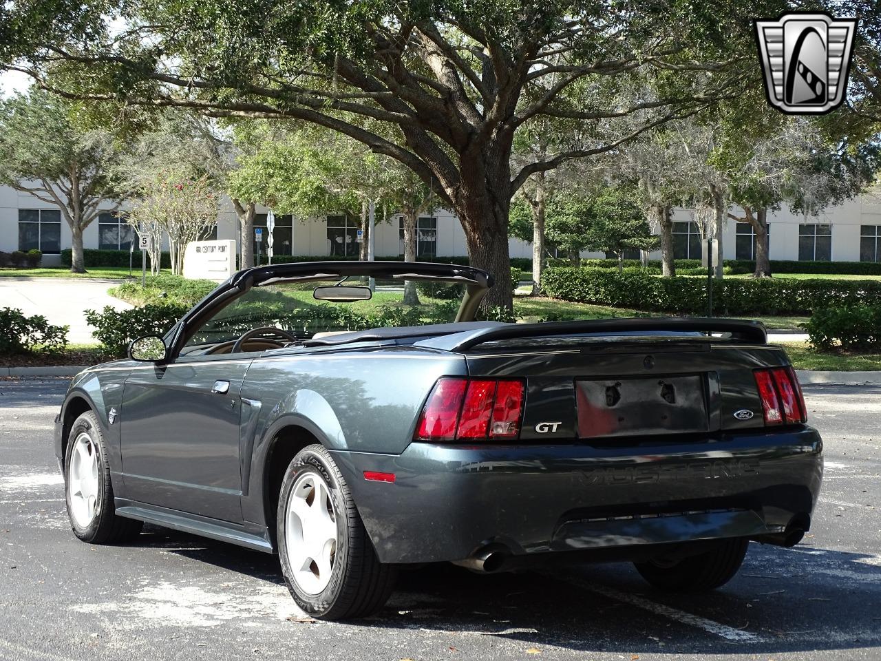 1999 Ford Mustang