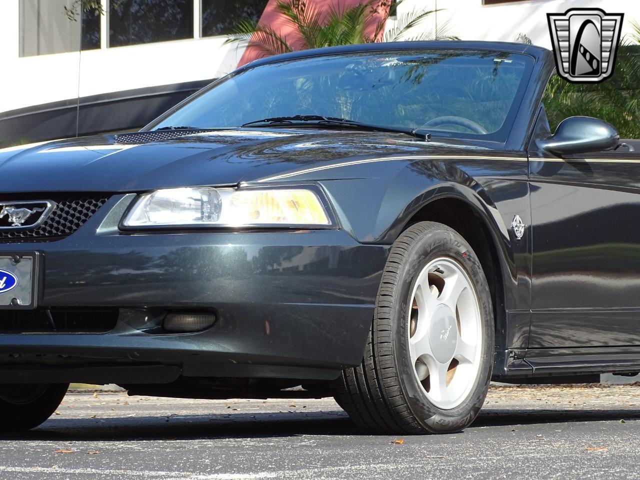 1999 Ford Mustang