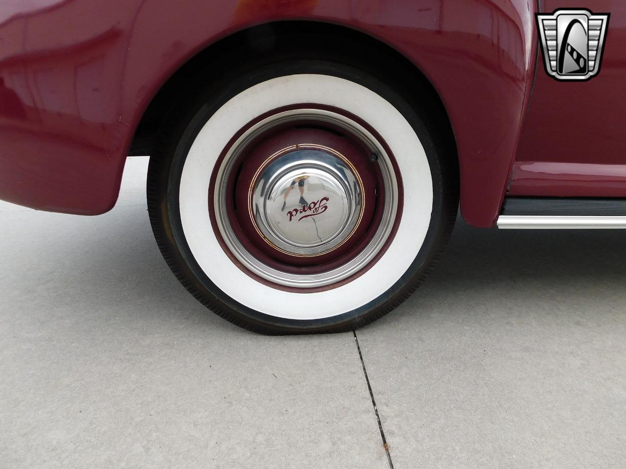 1941 Ford Super Deluxe