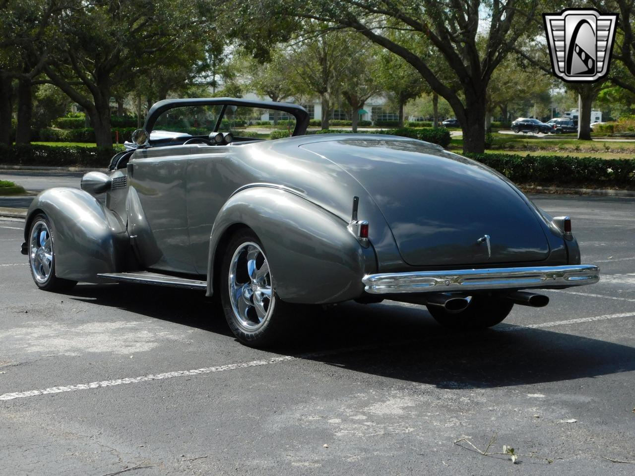 1937 Buick Series 40