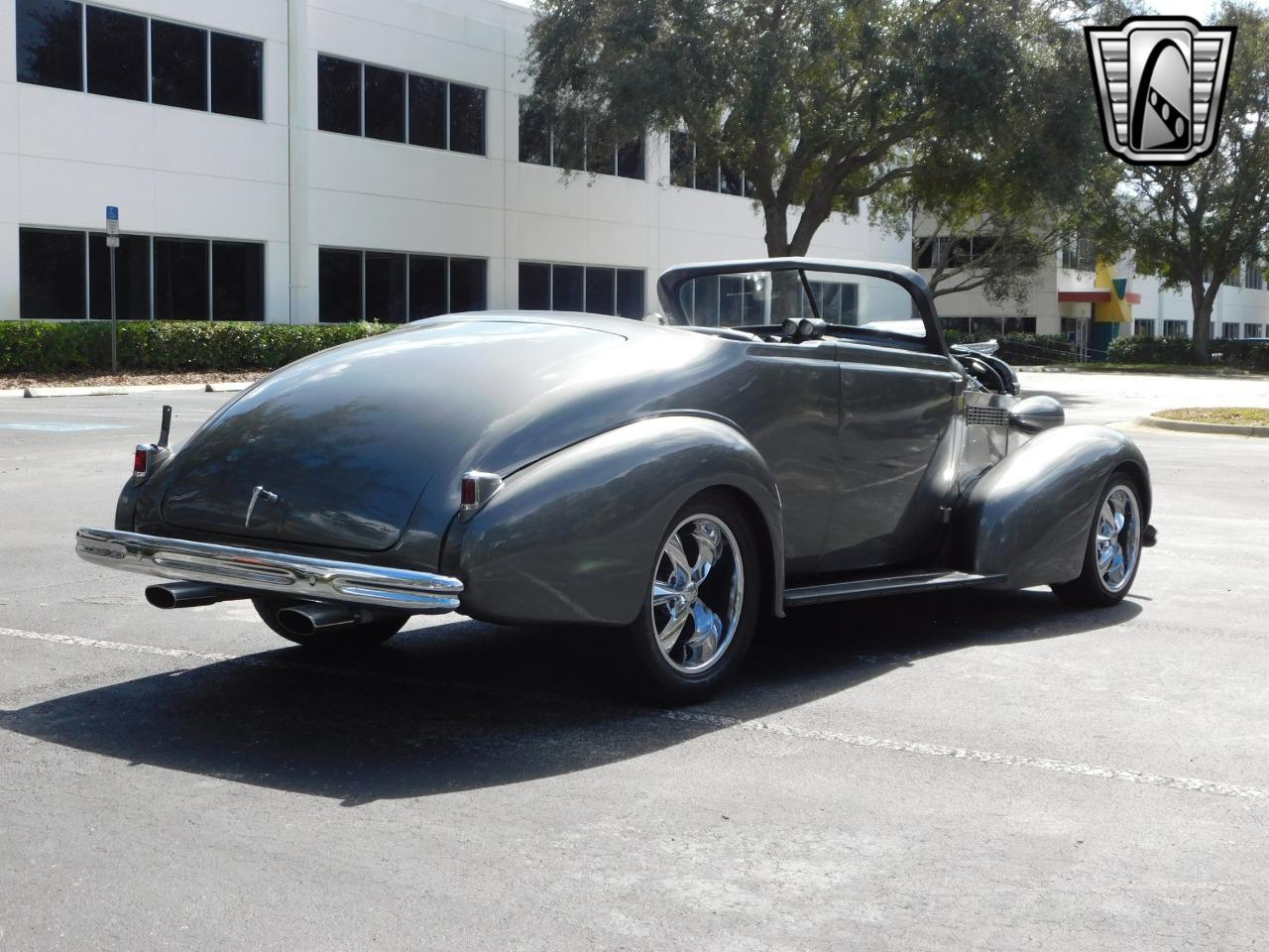 1937 Buick Series 40