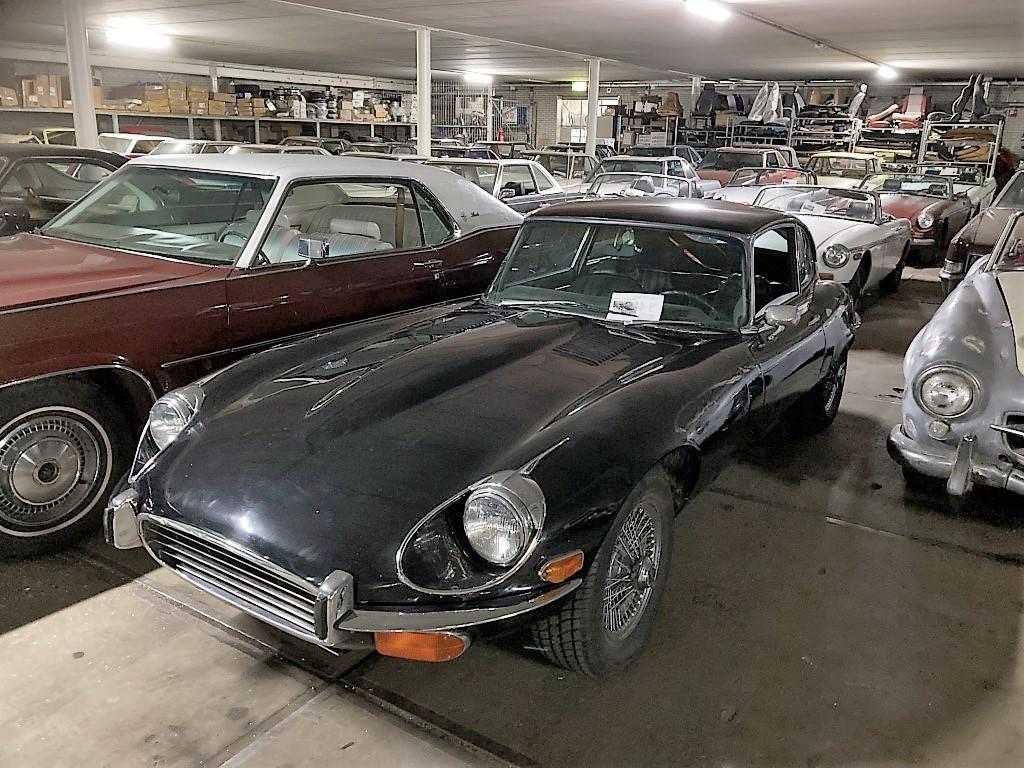 1972 Jaguar E-type V12 black