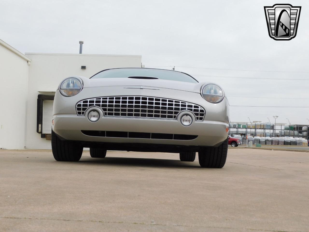 2005 Ford Thunderbird