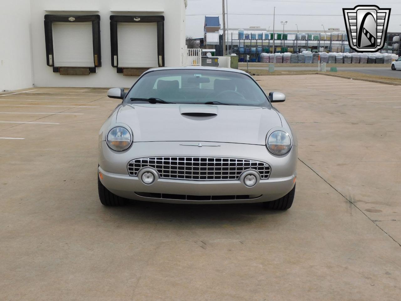 2005 Ford Thunderbird