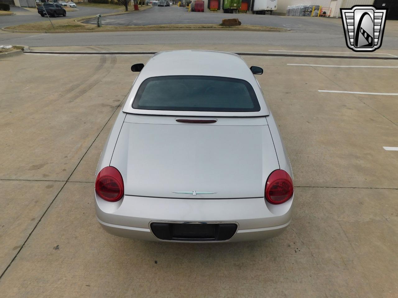 2005 Ford Thunderbird