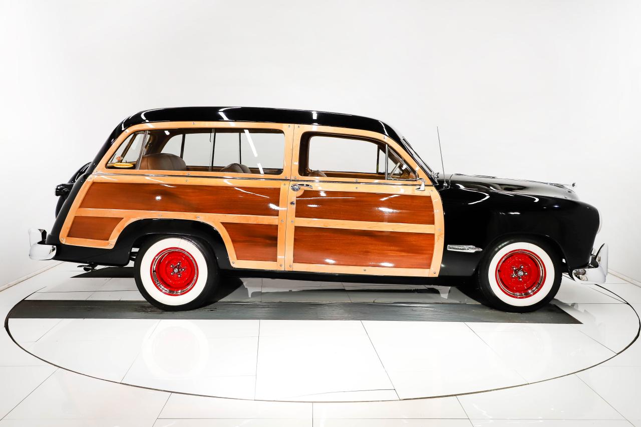 1949 Ford Custom Woody Wagon