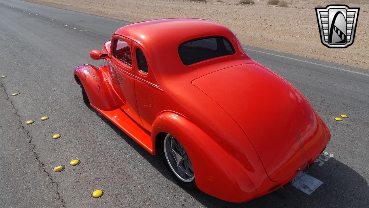 1938 Chevrolet 5 Window