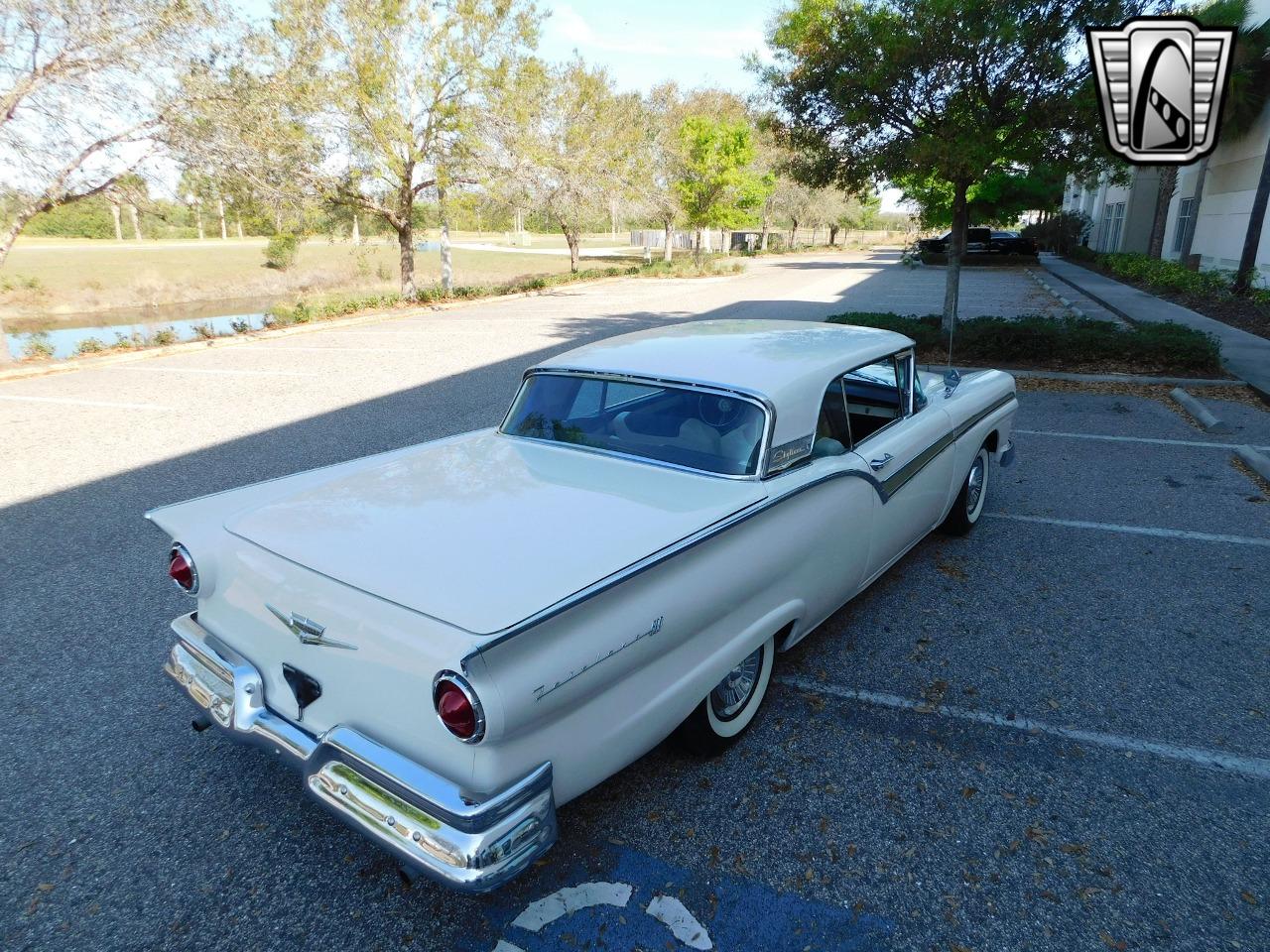 1957 Ford Fairlane