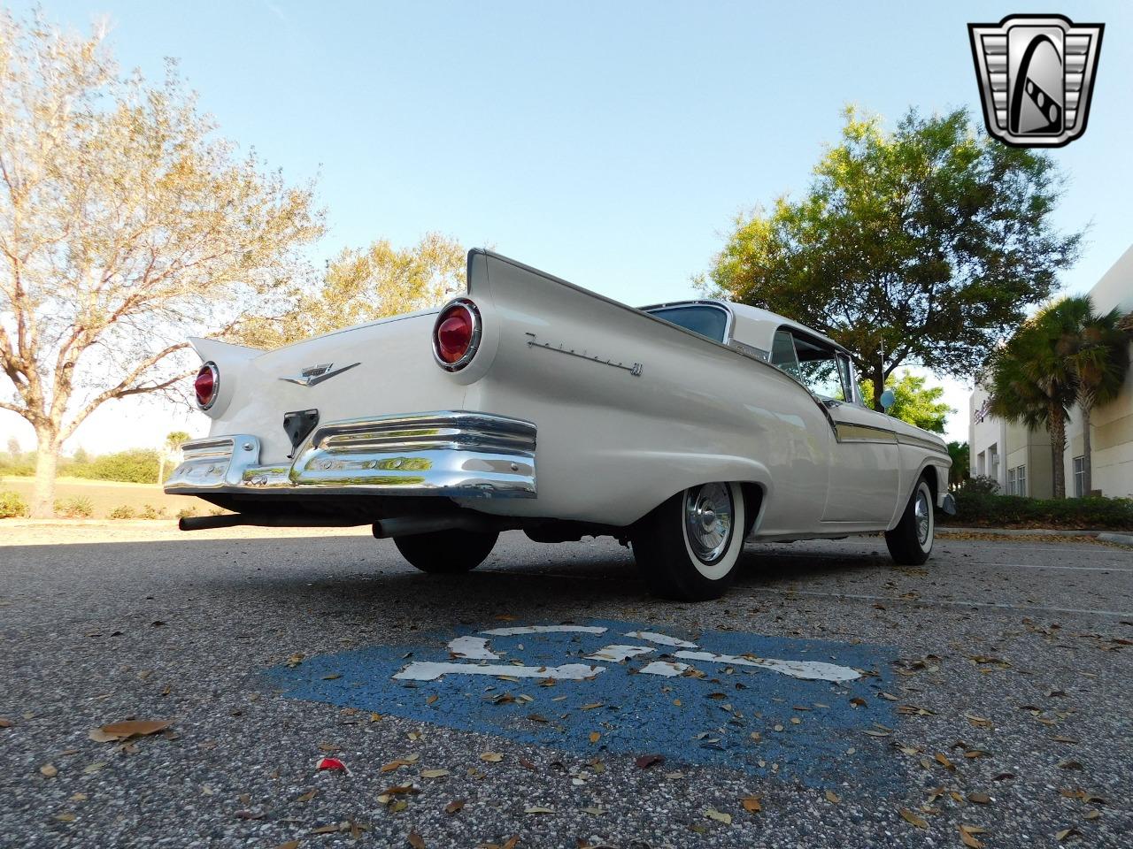 1957 Ford Fairlane