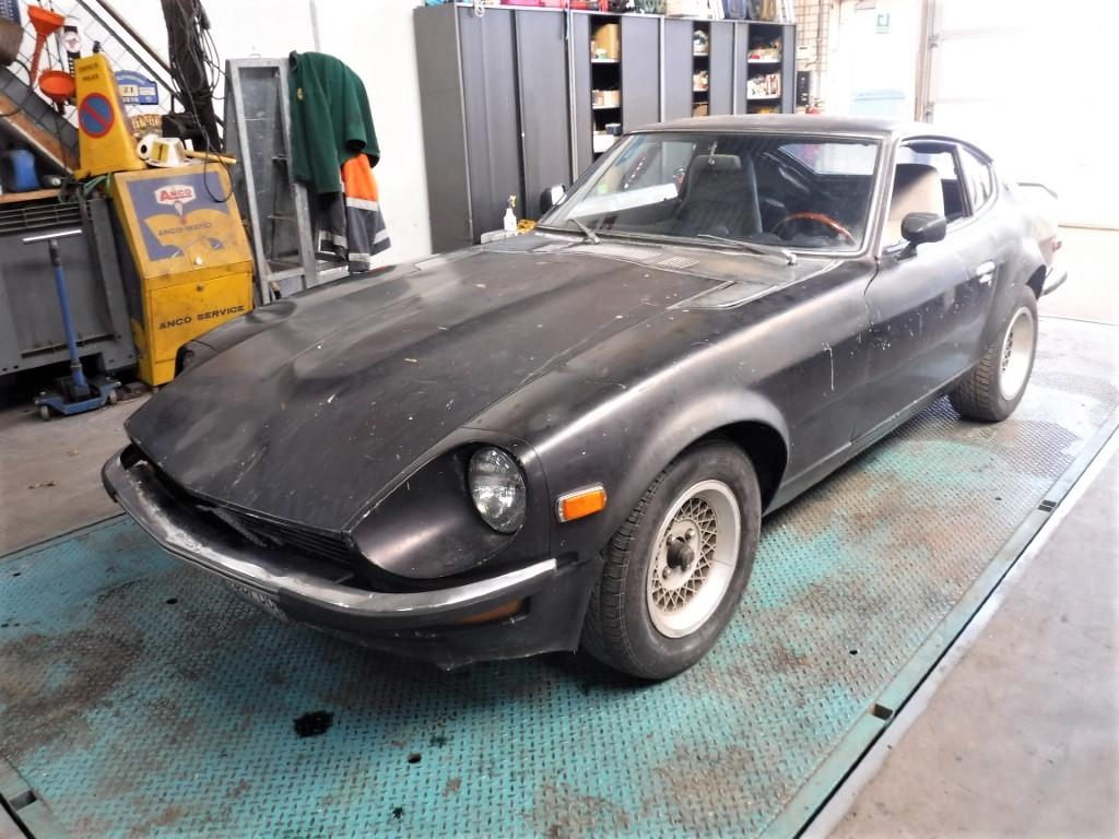 1972 Datsun 240Z &#039;&#039;72 black