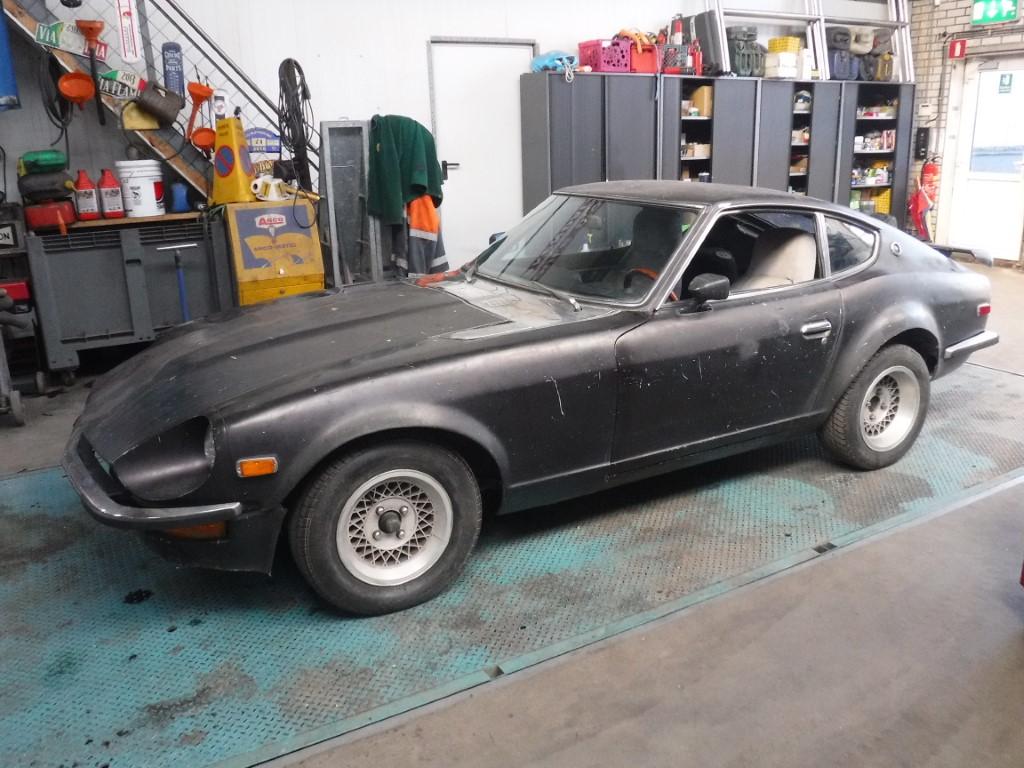 1972 Datsun 240Z &#039;&#039;72 black