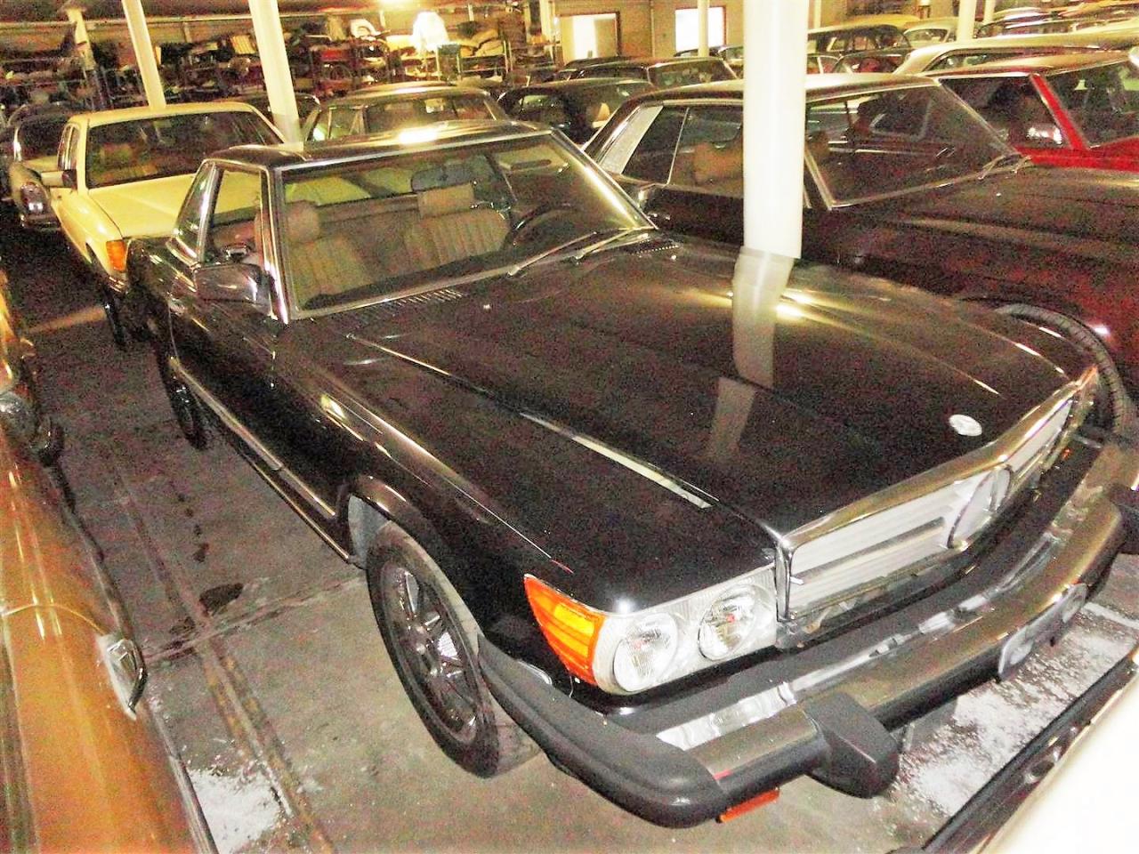 1988 Mercedes - Benz 560 SL black &#039;&#039;88