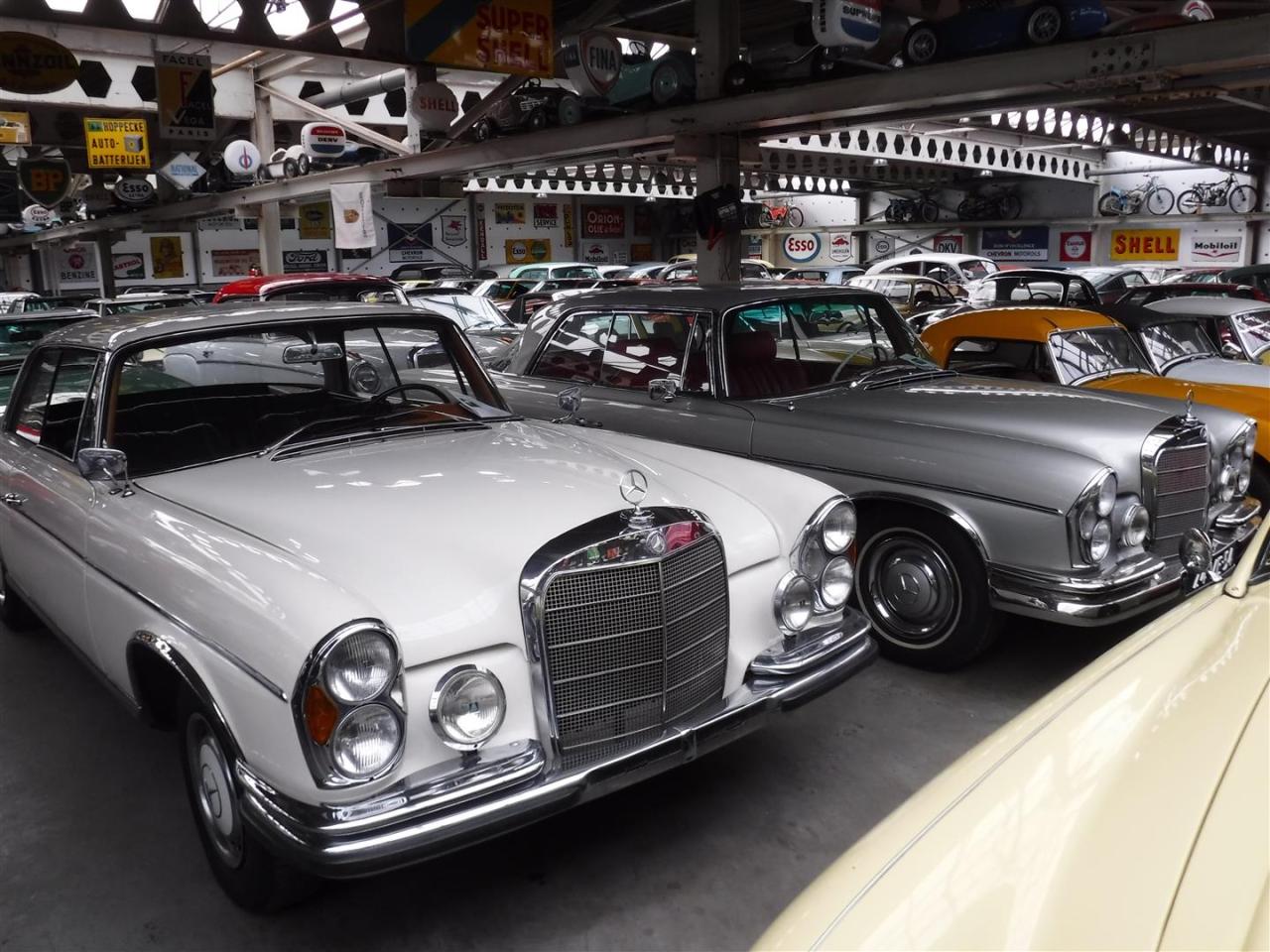 1966 Mercedes - Benz 300SE Coupe white W112