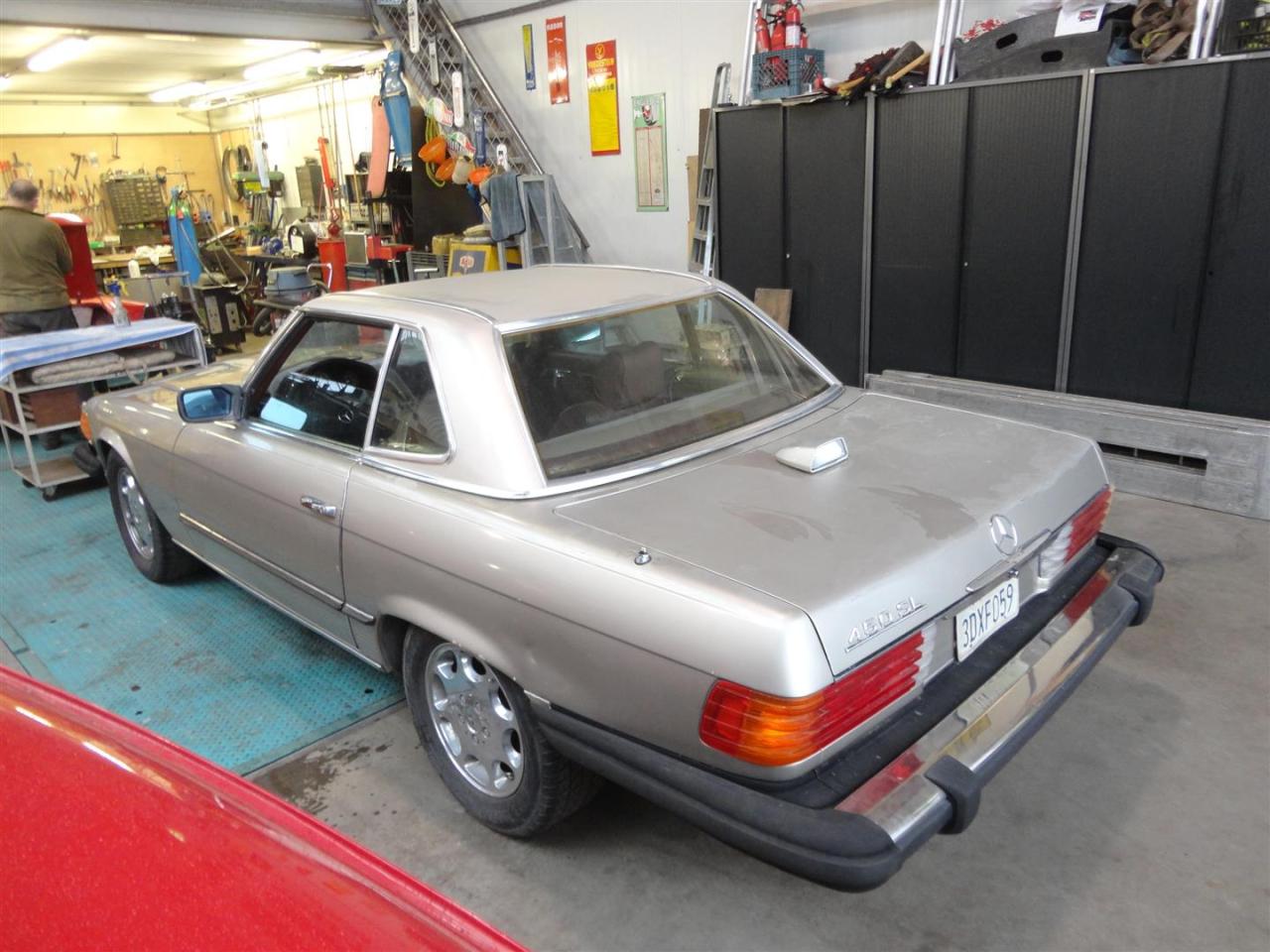 1976 Mercedes - Benz 450SL W107 silver