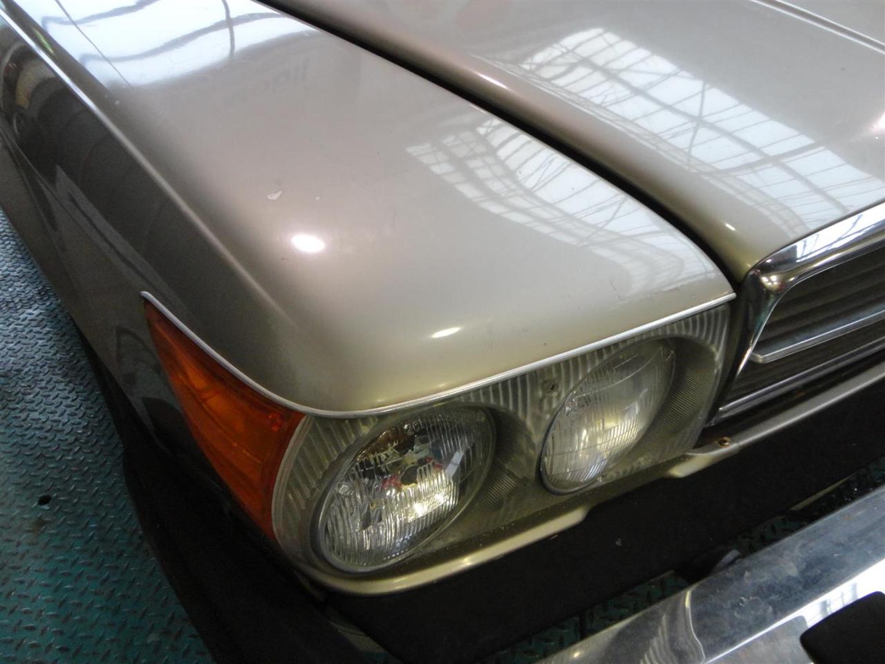 1976 Mercedes - Benz 450SL W107 silver