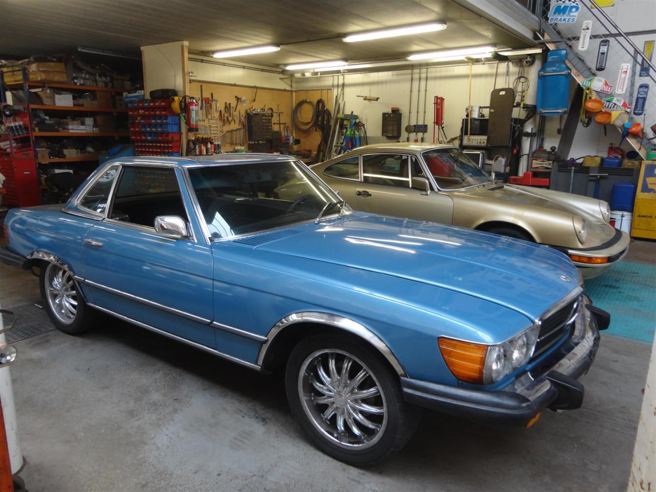 1975 Mercedes - Benz 450 SL W107 blue