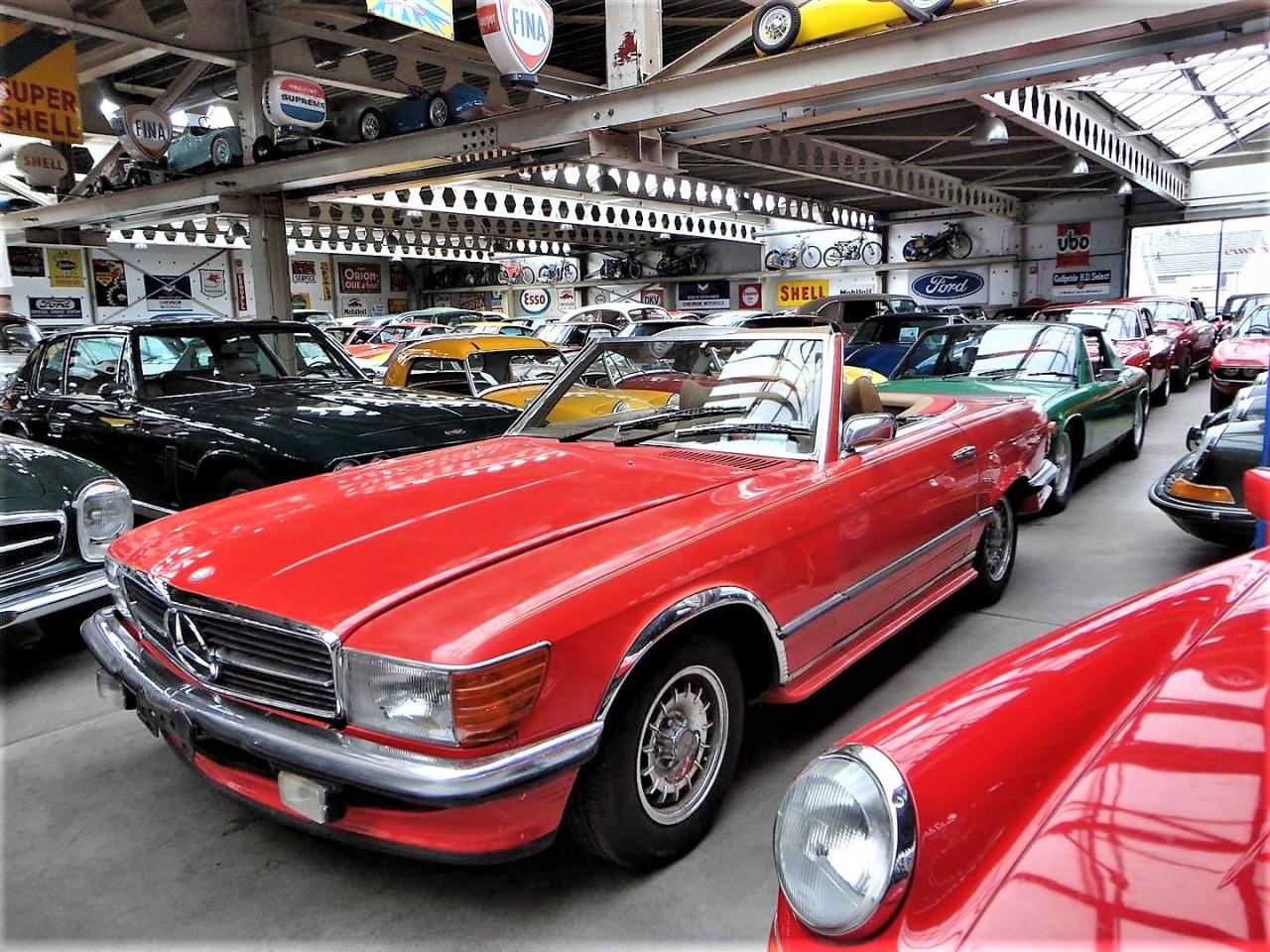 1974 Mercedes - Benz 350SL W107 &#039;&#039;74 red