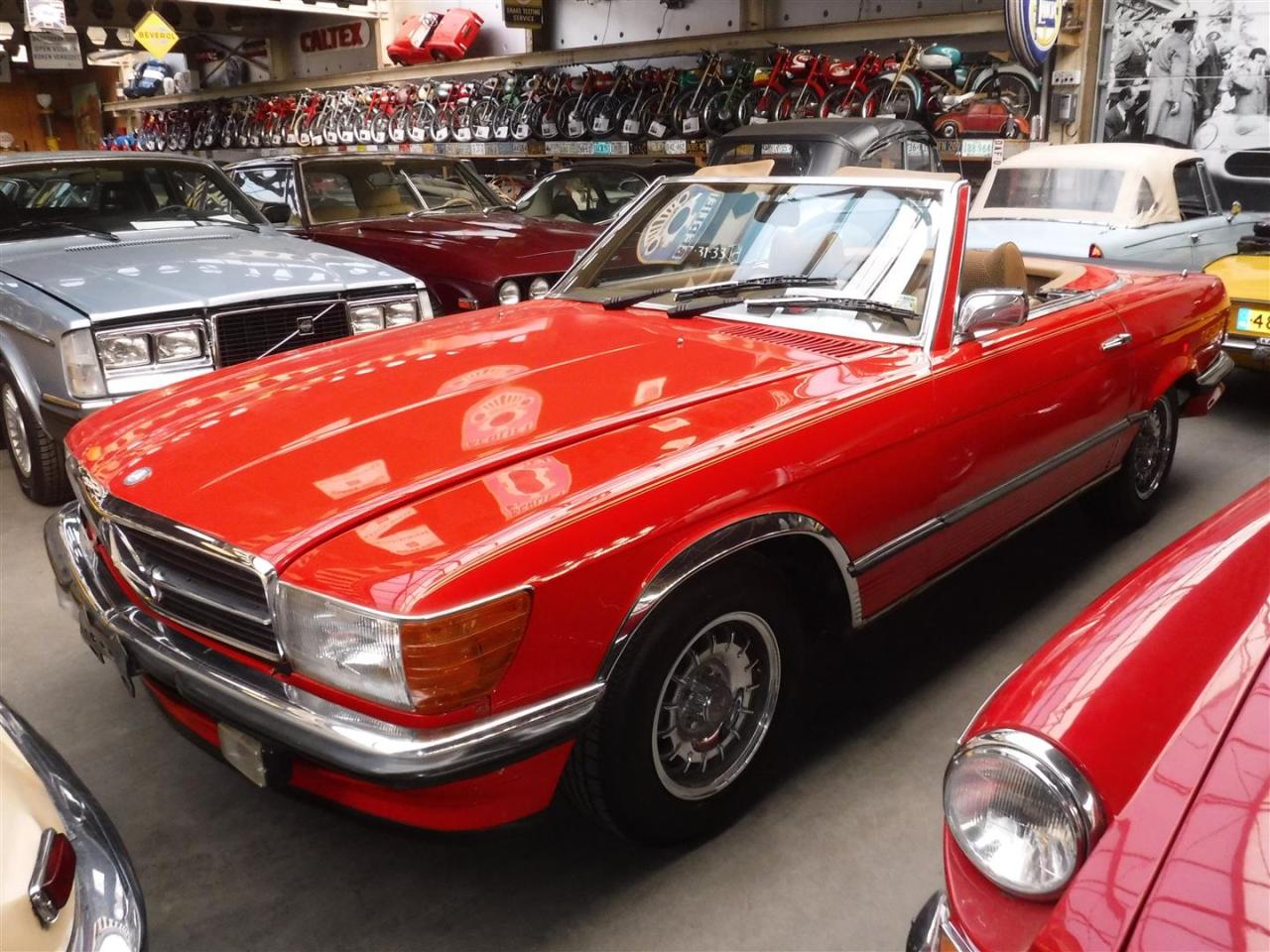 1974 Mercedes - Benz 350SL W107 &#039;&#039;74 red