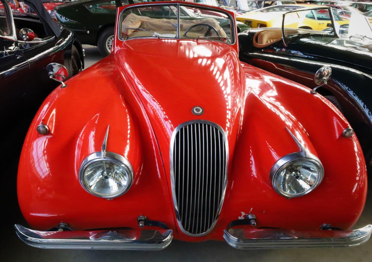 1954 Jaguar XK 120 DHC