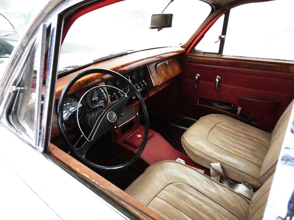 1960 Jaguar MK2 - wit