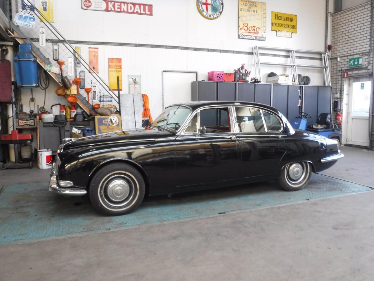 1964 Jaguar 3.8S type zwart