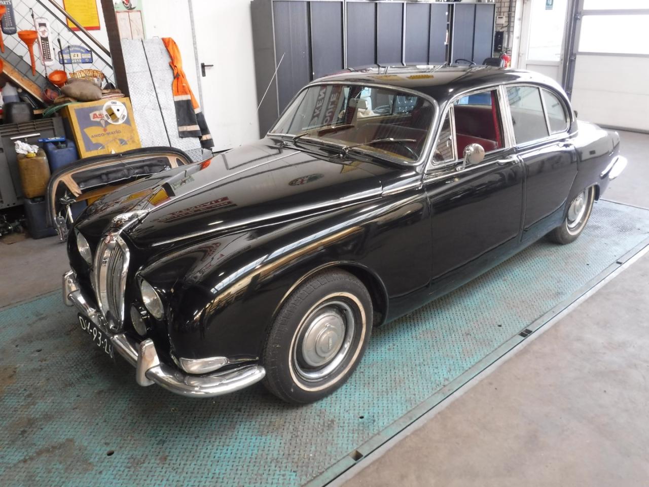 1964 Jaguar 3.8S type zwart