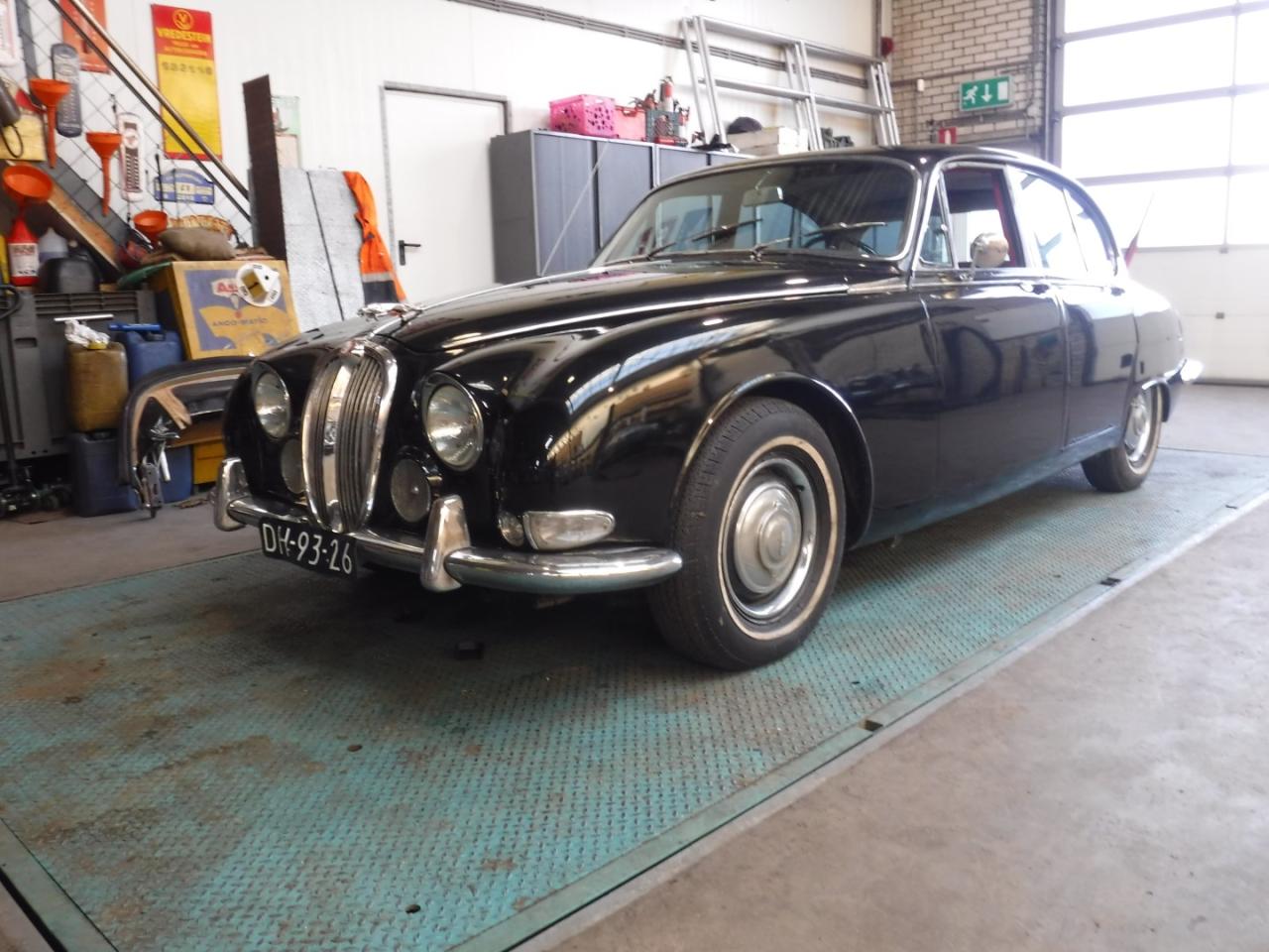 1964 Jaguar 3.8S type zwart