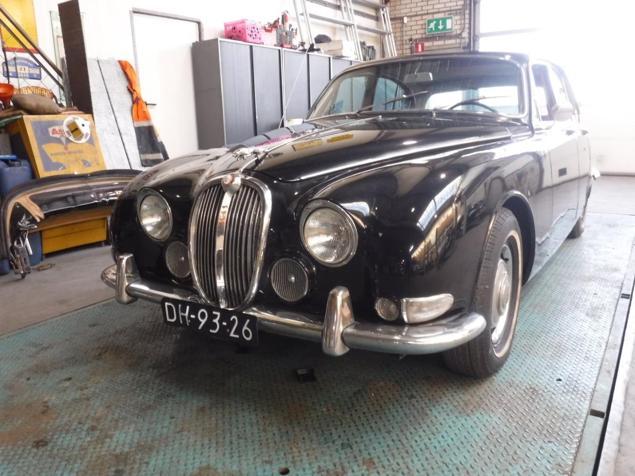 1964 Jaguar 3.8S type zwart