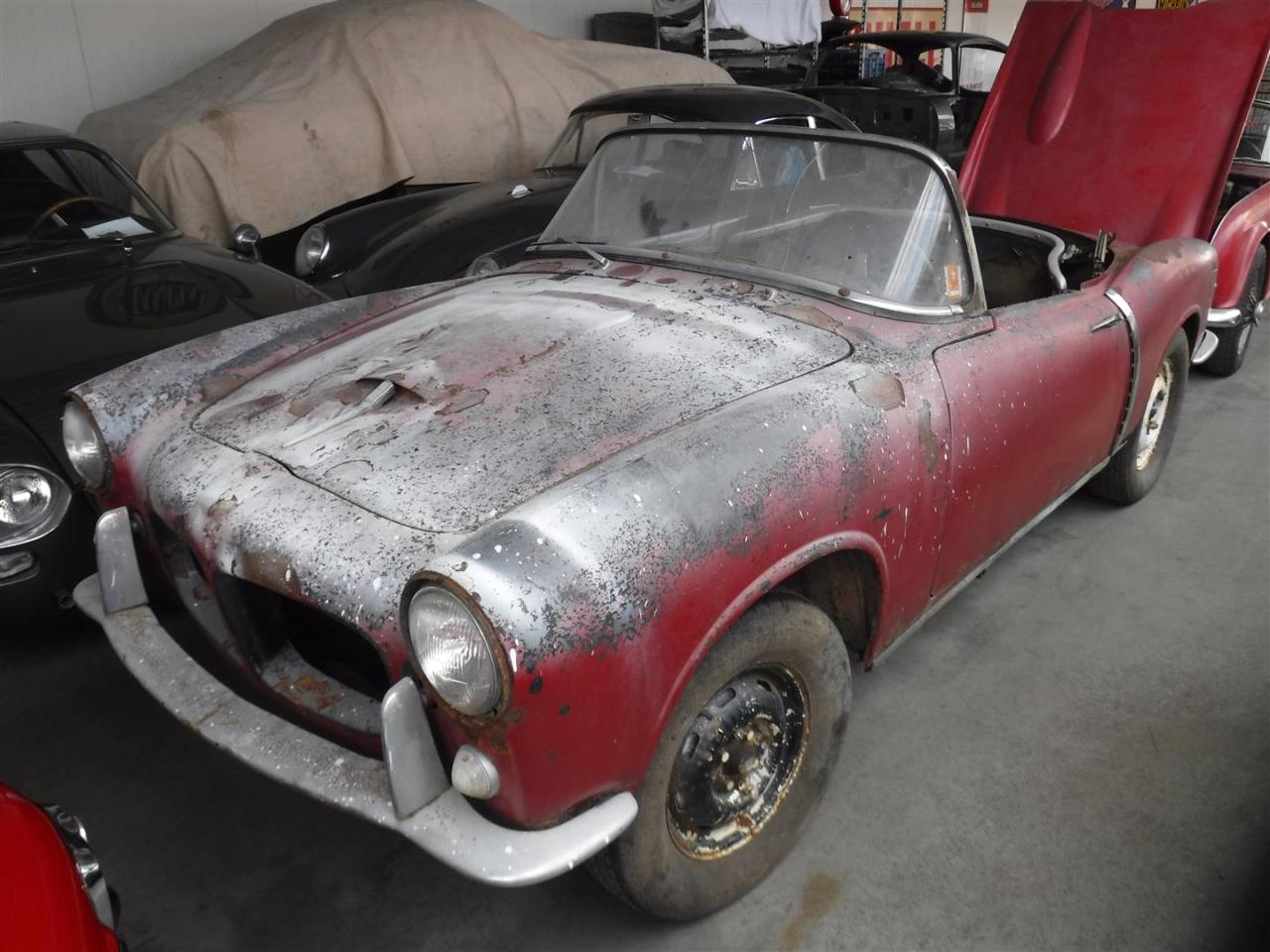 1958 Fiat 1200 TV to restore red