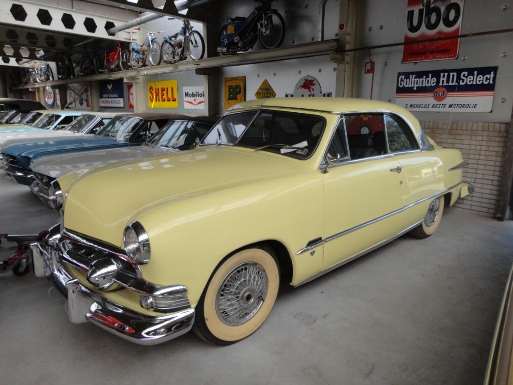 1951 Ford Customline