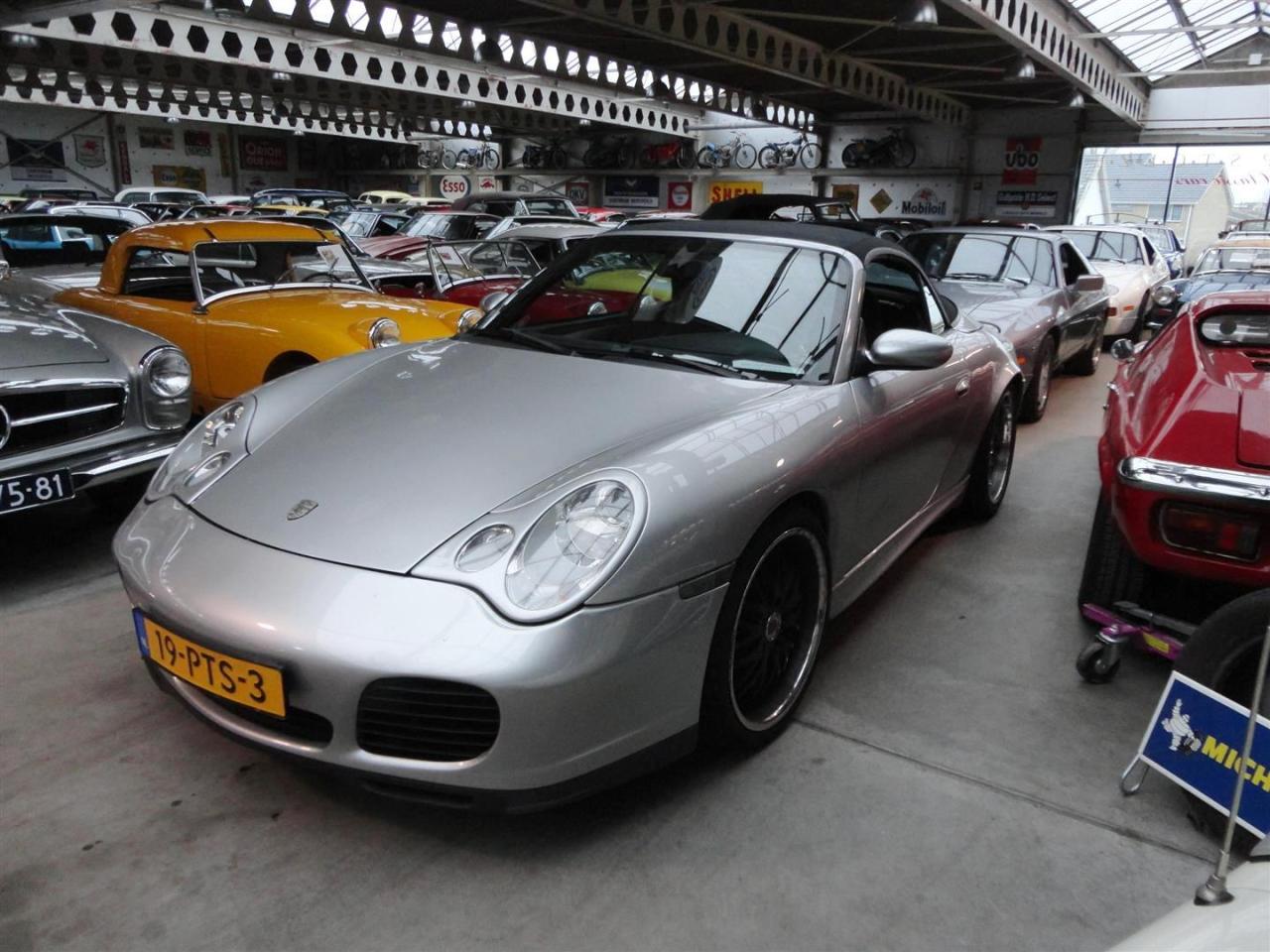 1999 Porsche 996 / 911 Carrera