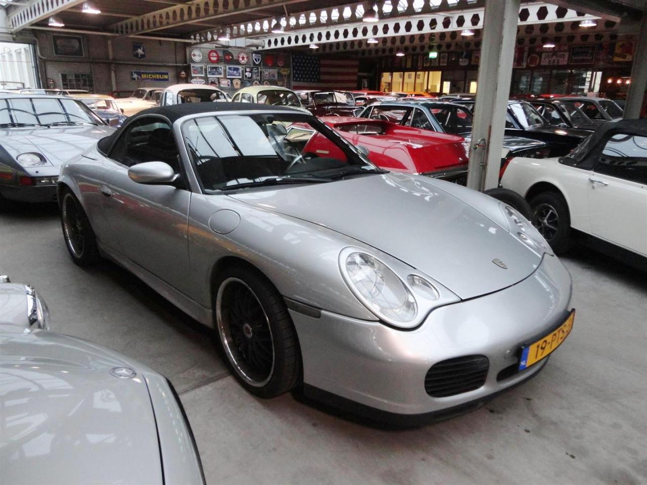 1999 Porsche 996 / 911 Carrera