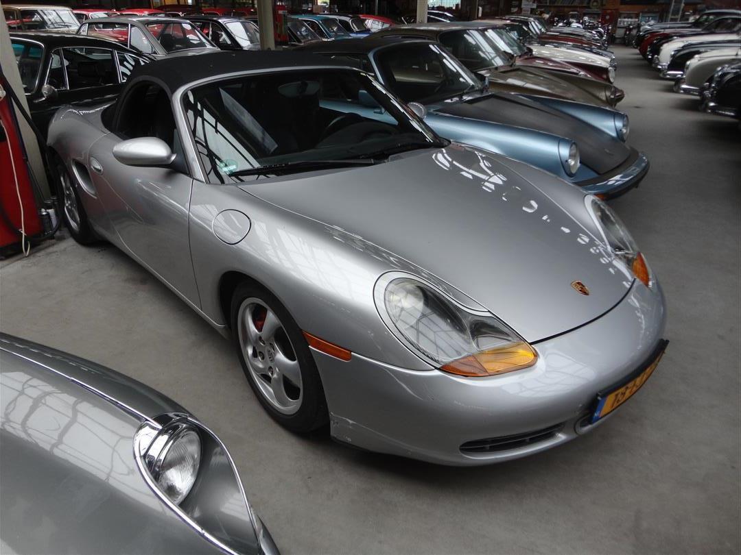 2000 Porsche Boxster S 2333