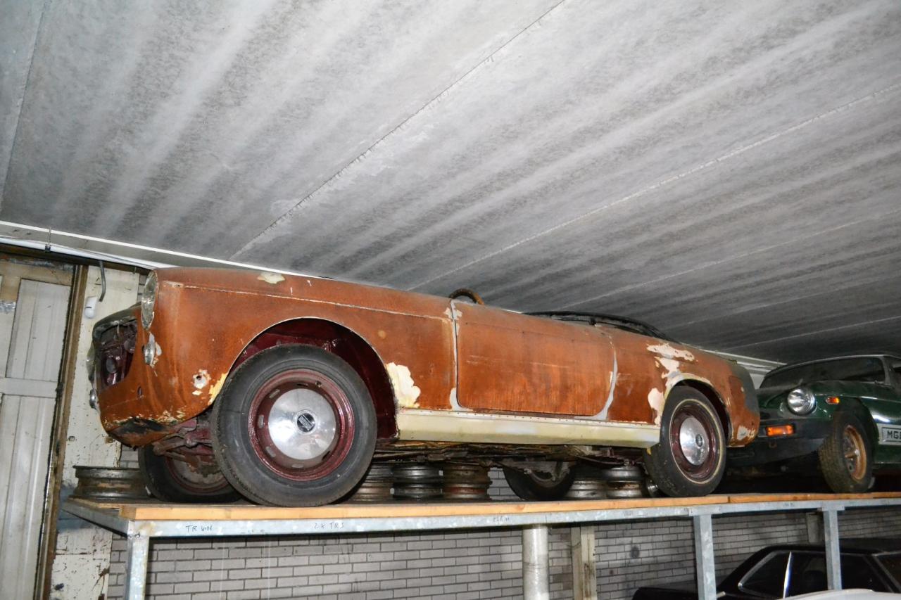 1960 Fiat 1500 S Spider to restore