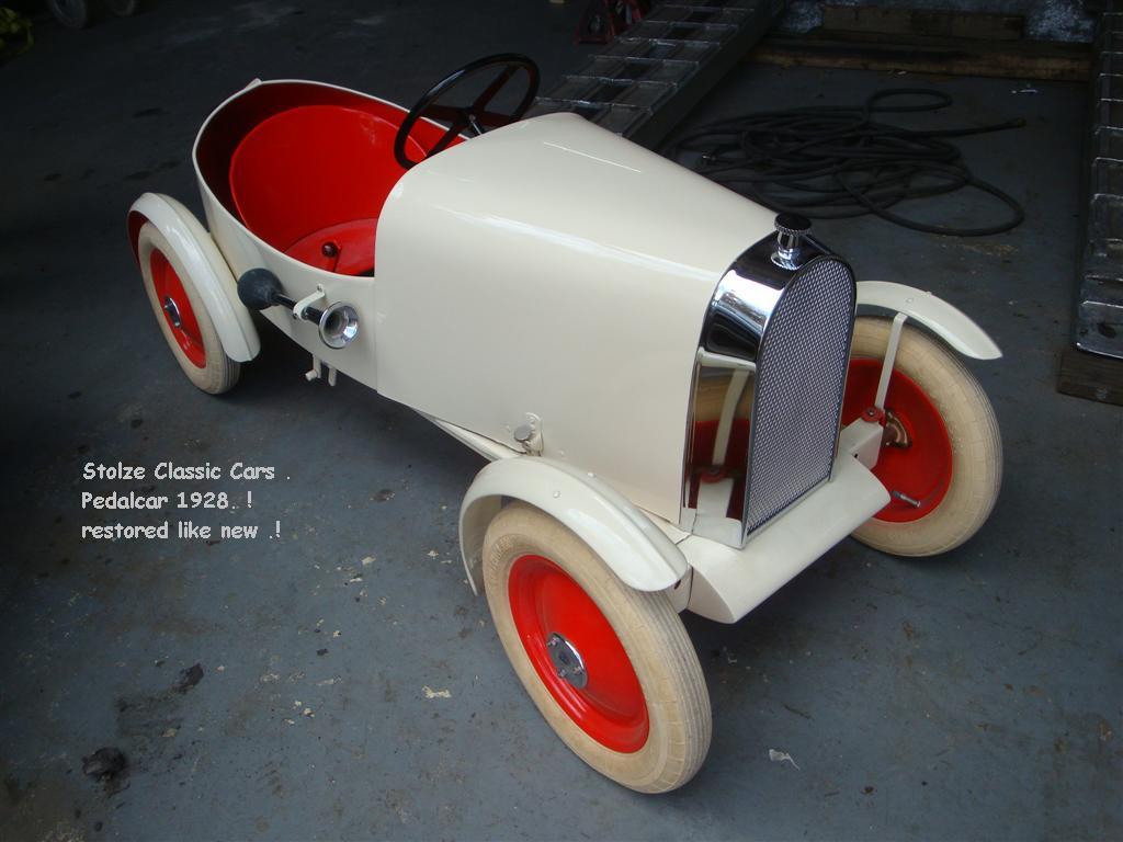 1928 Bugatti pedal car #1