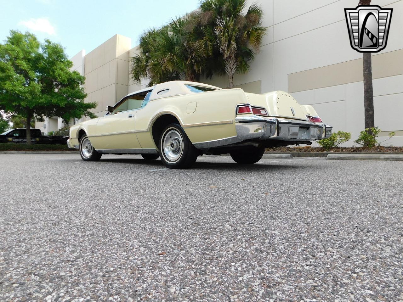 1976 Lincoln Mark IV