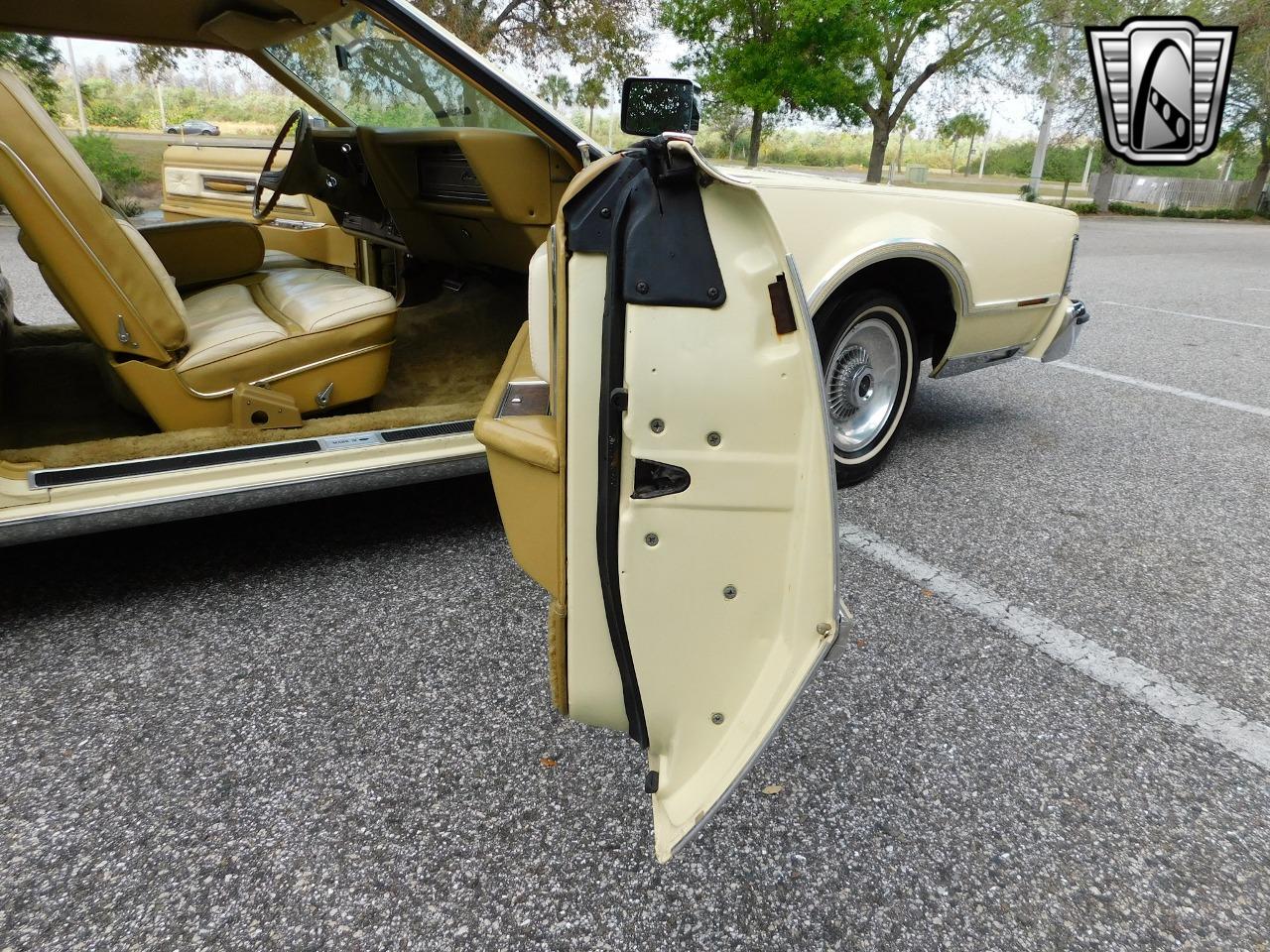 1976 Lincoln Mark IV