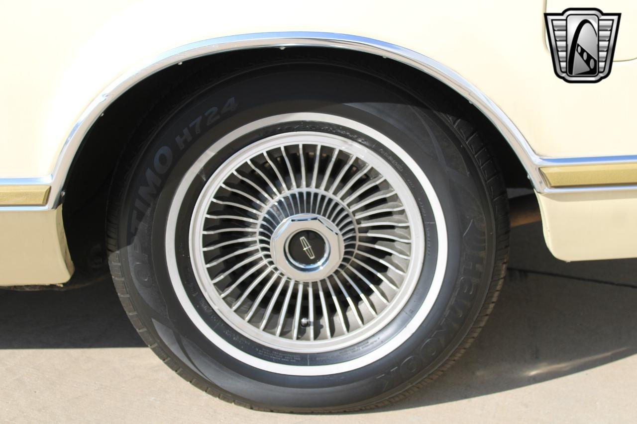 1977 Lincoln Continental